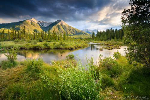 silvaris:Vermilion Lakes, Banff by Glowing Earth...