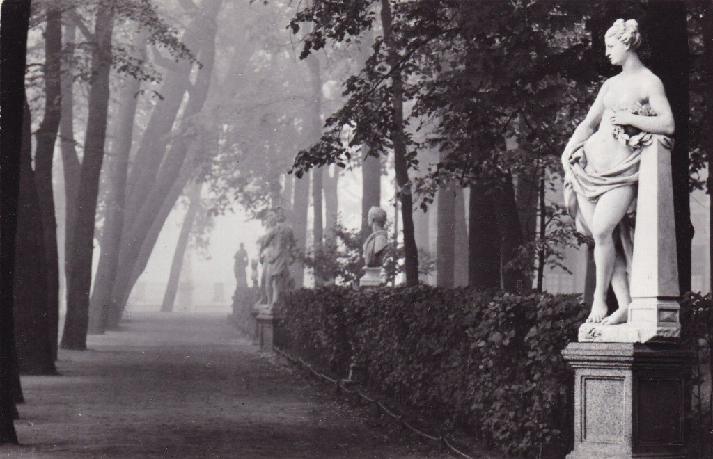 Summer Gardens in Leningrad. The Glory sculpture.