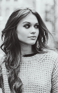 Holland Roden Tumblr_o7u36nUMSW1spk7buo2_250