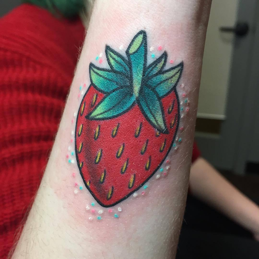 🍓 first tattoo for Claire - Alex Strangler