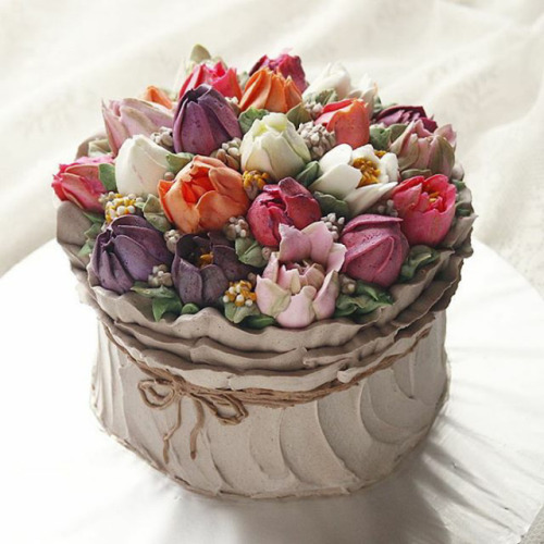 mayahan:Blooming Flower Cakes To Celebrate The Return Of Spring