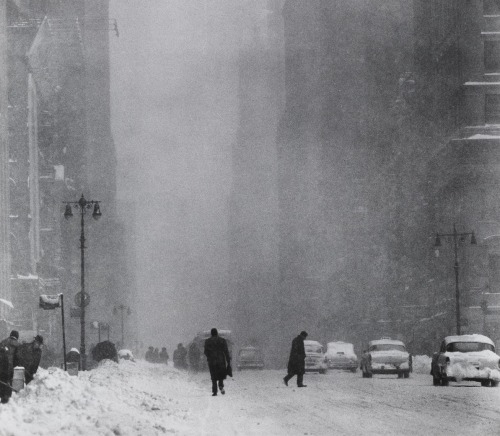 birdsong217:Andreas Feininger Big Snow, 42nd Street, New York,...