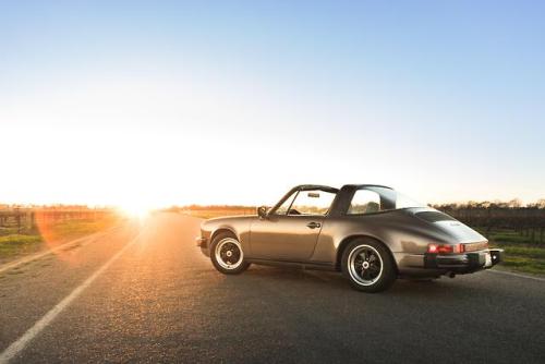 racecarjoe:1986 Porsche 911 Targa - 5997 × 3998 - [OC]