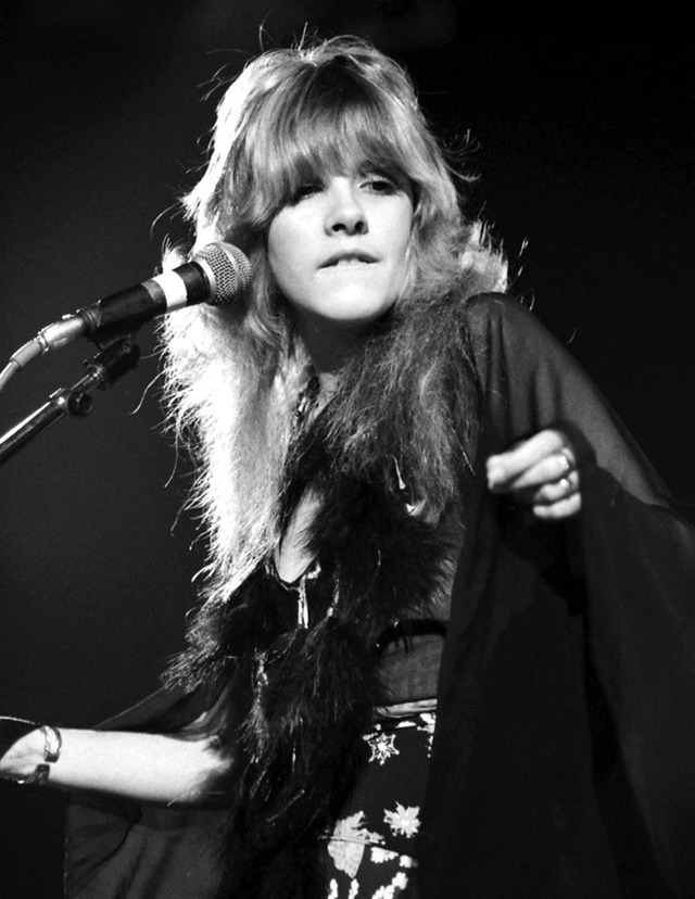 Hippie Devil's blog — soundsof71: Stevie Nicks, by Neil Zlozower