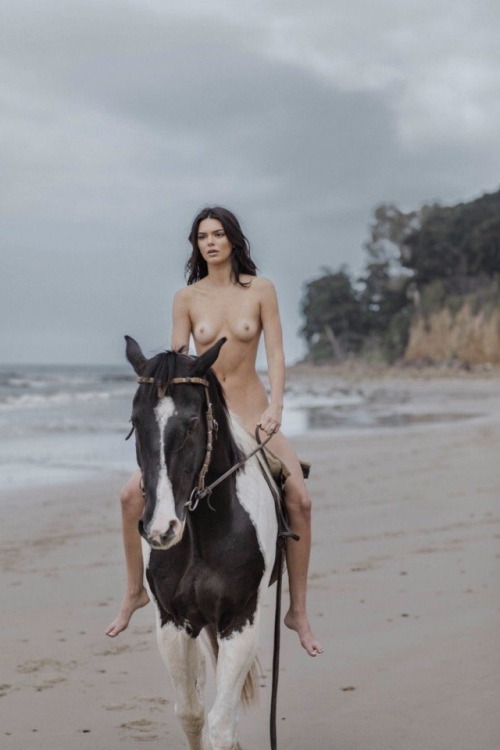 @Sexy Horse Ride