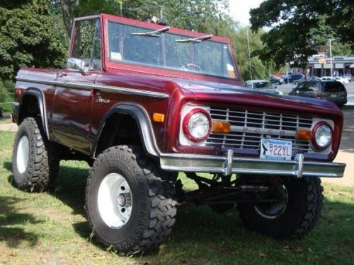 racecarjoe:My 1974 Bronco. miss her sometimes.