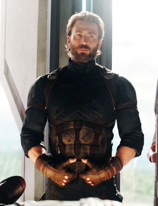 bewitching — beardedchrisevans: Steve Rogers in Infinity War