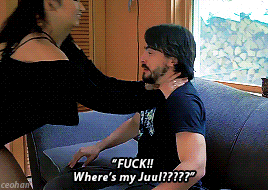a4d143eb2462bad64df931a6a02290b0c1256540.gif