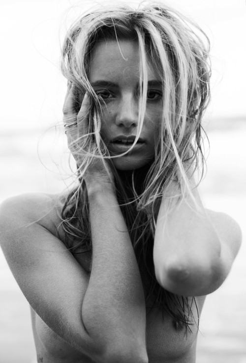 sublime-beauty:Maya Stepper