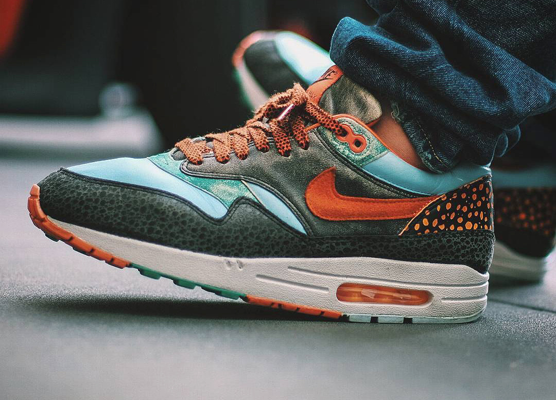 nike air max 1 supreme