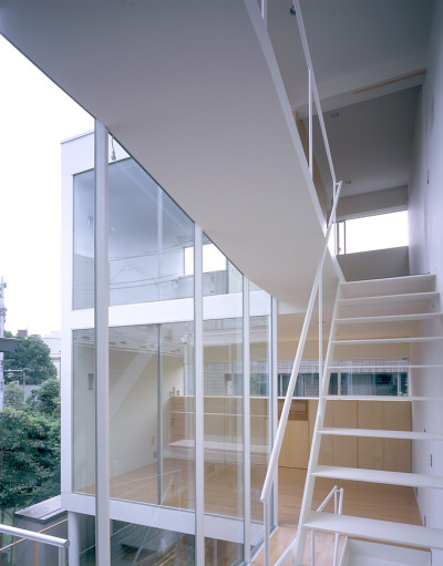 architags:<br /><br />Junichi Sampei/A.L.X.. Ikedayama House. Tokyo.  Japan. photos : Toshihide Kajihara<br />