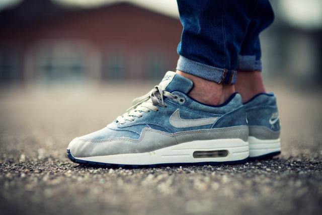 Nike Air Max 1 ‘Dirty Denim’ (by Robin Wemmers‎) – Sweetsoles – Sneakers, kicks and trainers.