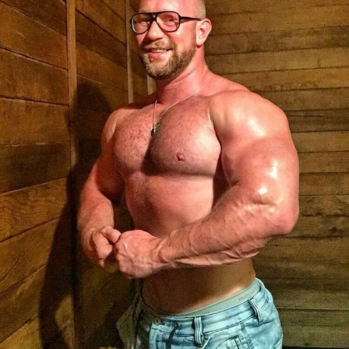 Bears and Muscle