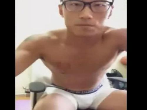 ladidadidadidadida:145.《非常完美》人气男嘉宾Steven2部《非常完美》节目组人气男嘉宾，北美名校毕业...