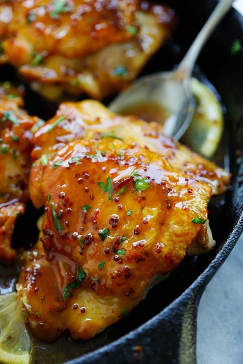 foodffs:Spicy Honey-Glazed ChickenReally nice recipes. Every...