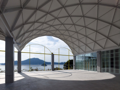 subtilitas:<br /><br />Toyo Ito - Silver hut, as both a private residence in Nakano-ku, completed in 1984 (above), and re-built as an architectural museum in Imabari in 2011 (below). Via.<br />