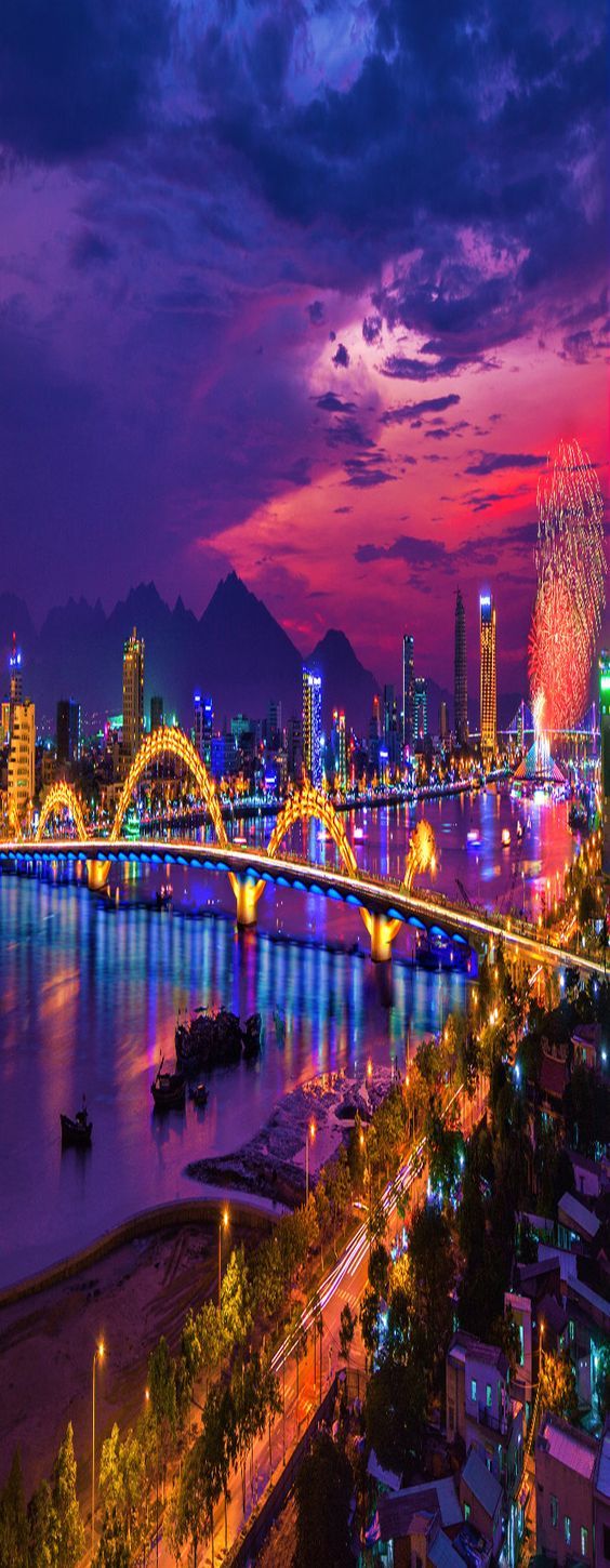 Vietnam Beauty — The Dragon Bridge is a bridge over the River Hàn...