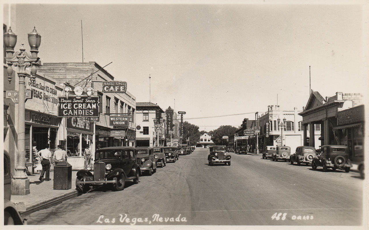 Vintage Las Vegas — Fremont St, Las Vegas, c. 1936 Oakes photo No....