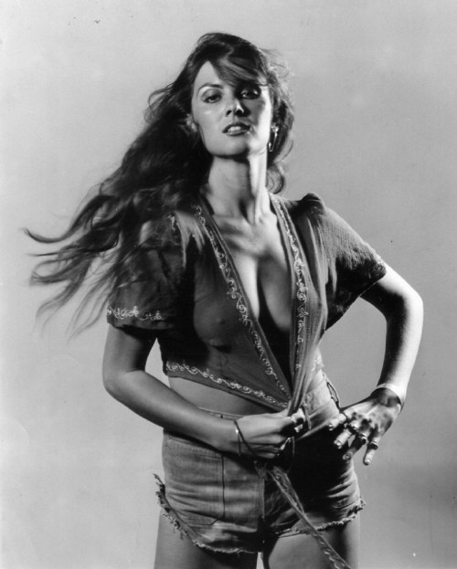 billyhopkinson:Caroline Munro