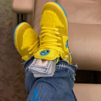 grateful dead dunks on feet