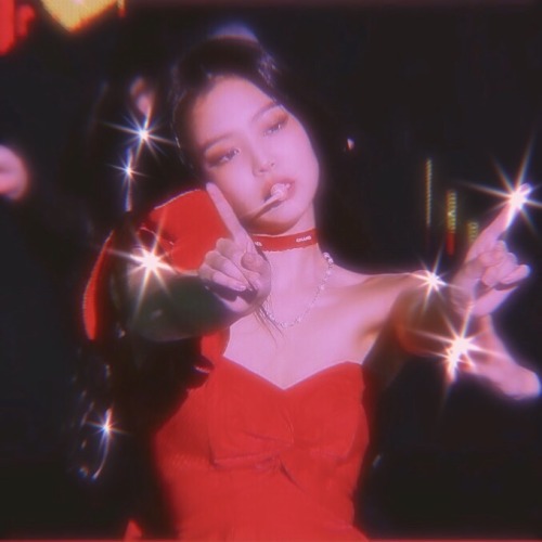 jennie kim; 5/10