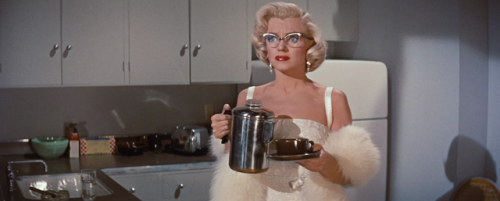 365filmsbyauroranocte:Marilyn Monroe in How to Marry a...