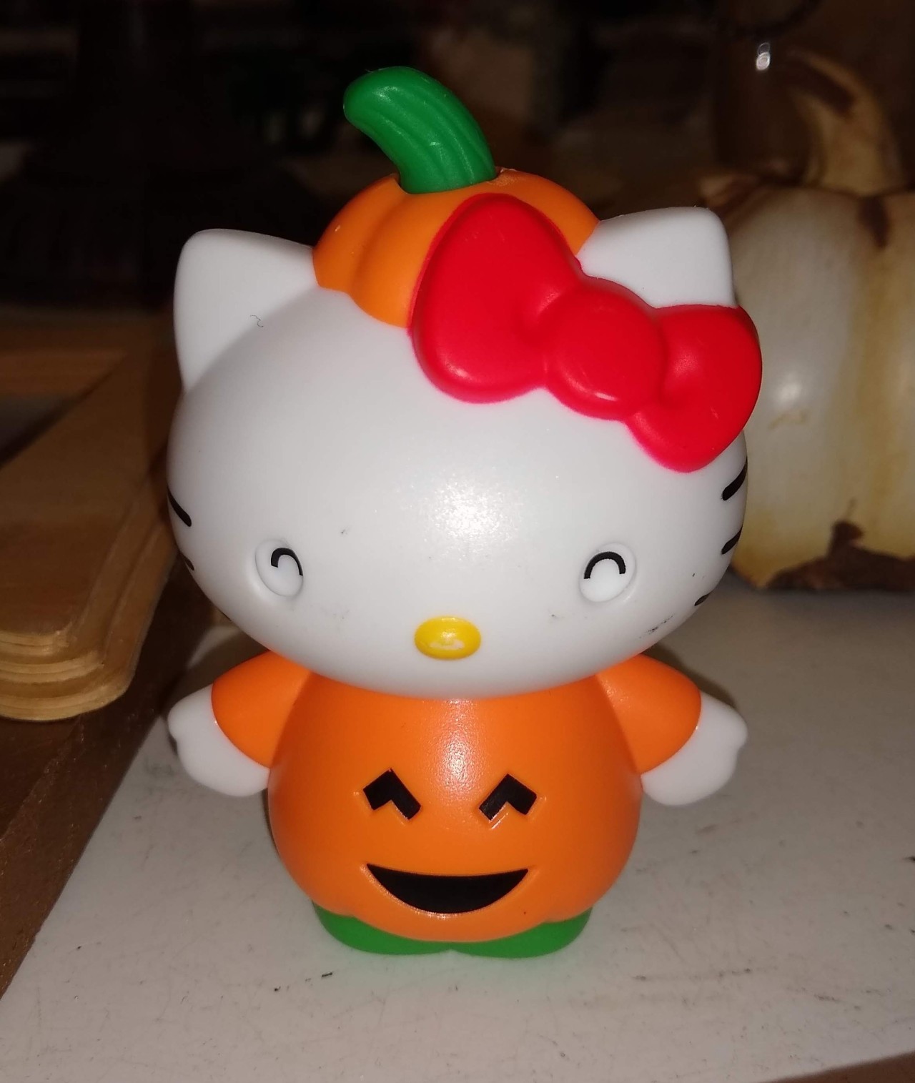 ShiftyThrifting — A cute winking Hello Kitty. The three sets of eyes...