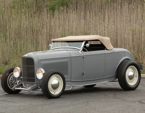 utwo:1932 Ford Roadster© eric geisert