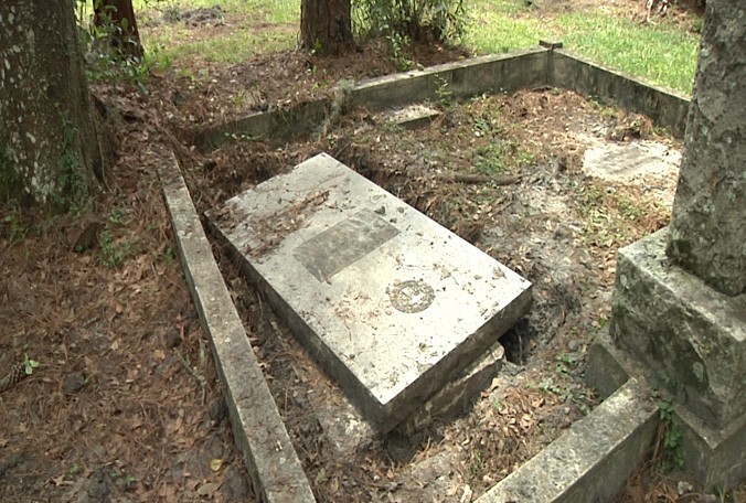 Detectives Investigating Graves Dug Up In Pasco Equinox Paranormal