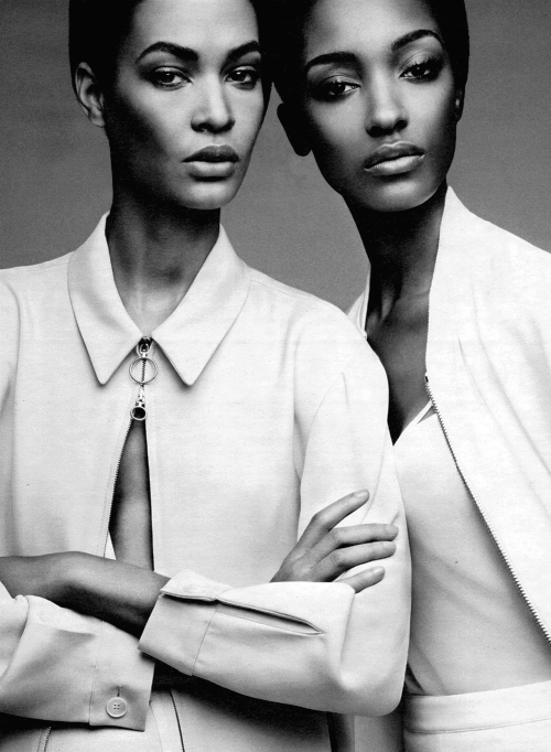 BLACK FEMALE MODELS: Photo