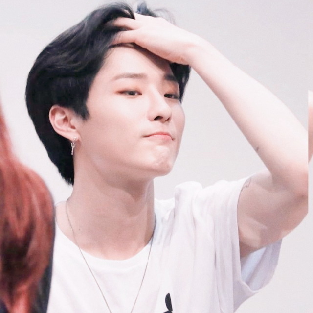 Cho Seungyoun.