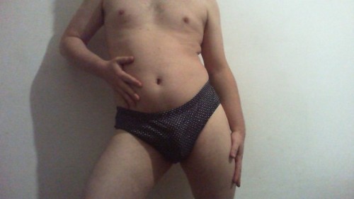 Some more of me on my hot Van Heusen bikini briefs!