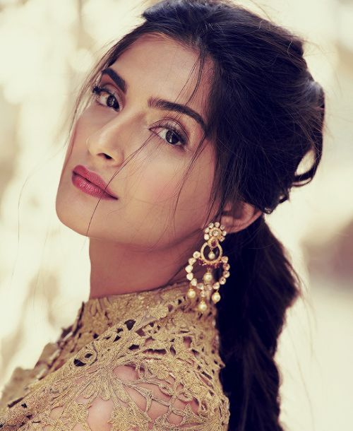 baawri:Sonam Kapoor for Harper’s Bazaar Bride India