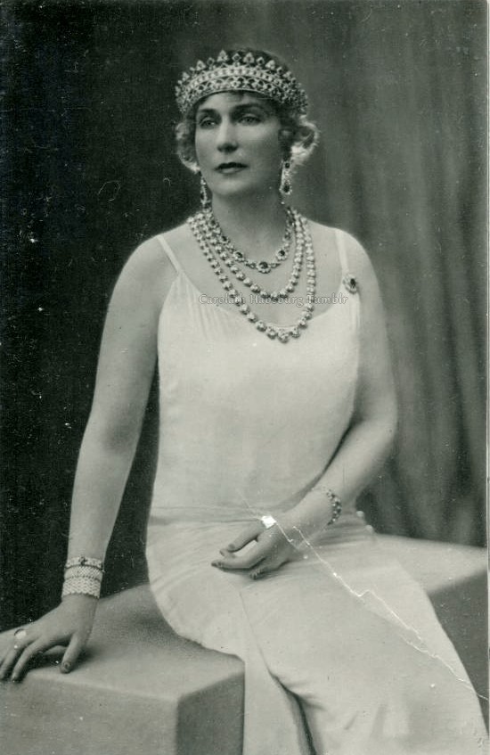 Queen Victoria Eugenia of Spain . Early 1930s ... - Post Tenebras, Lux