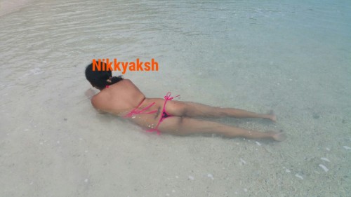 nikkyaksh:babloo637:nikkyaksh:Nikky flaunting and teasing...