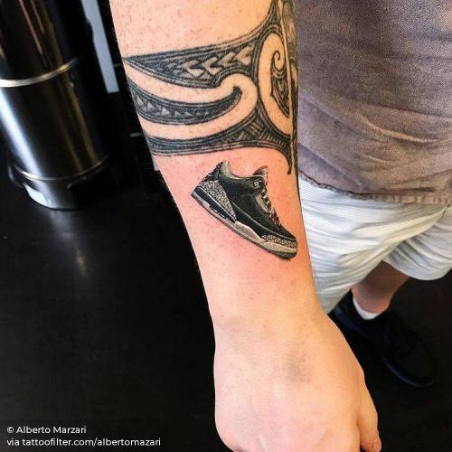 Echo Esthetics - Such a cute tattoo for a basketball player/lover! 🏀👟😋  ⠀⠀⠀⠀⠀⠀⠀⠀⠀⠀⠀⠀ Artist: Seth Swink ⠀⠀⠀⠀⠀⠀⠀⠀⠀⠀⠀⠀ ⠀⠀⠀⠀⠀⠀⠀⠀⠀⠀⠀⠀ ⠀⠀⠀⠀⠀⠀⠀⠀⠀⠀⠀⠀  #stgeorge #stgeorgeutah #southernutah #tinytattoos ...