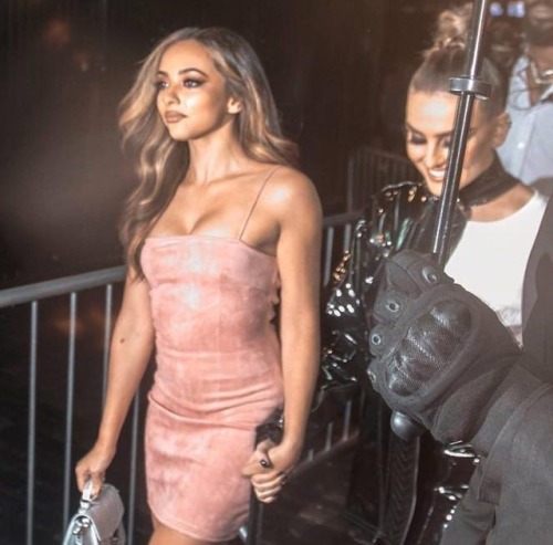 singitpez:Perrie Edwards & Jade Thirlwall out in London...