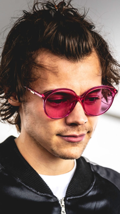 harry styles sunglasses | Tumblr