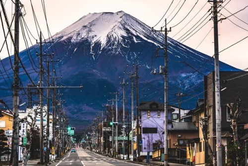 todayintokyo:Fujiyoshida (a city in Yamanashi) by sotakajihara,...