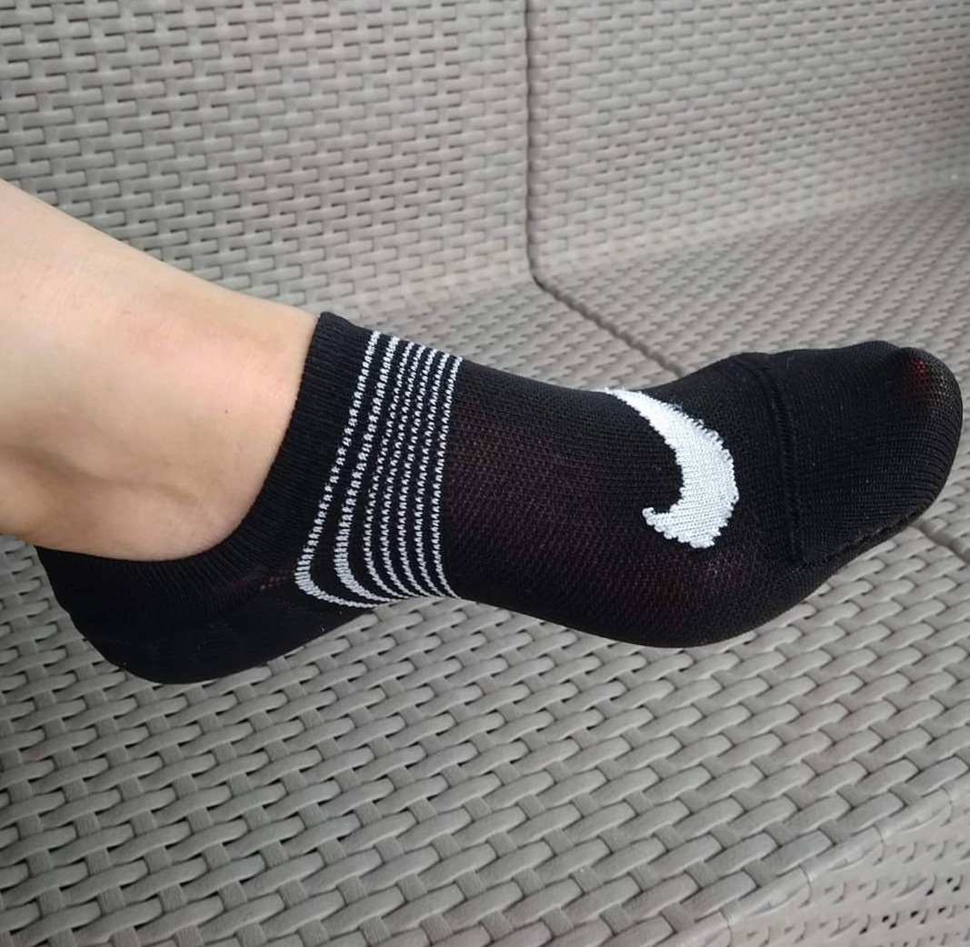 FeetSocks I Got Vid From 2 Girls On Kik Together