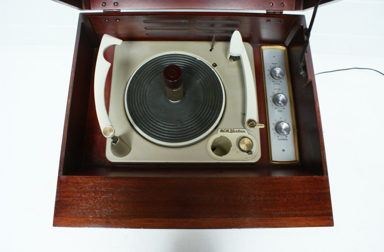 Mid-Century Modern Freak | 1960s RCA Victor Orthophonic High Fidelity ...