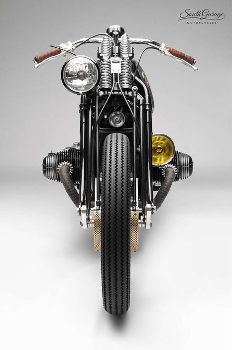 moment-japan:BMW R75 Bobber