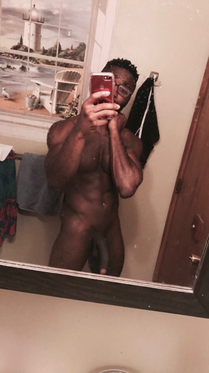 cococasanova:passionfruitnegro:See more @ Passion Fruit...