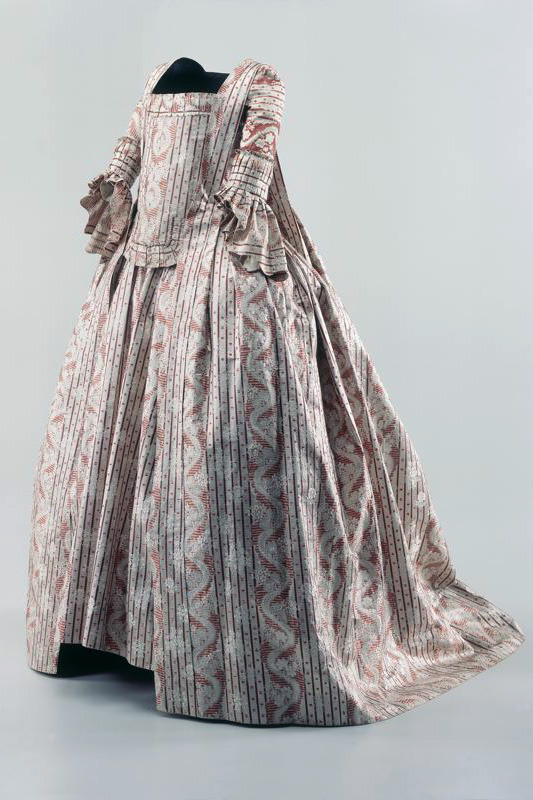 fripperiesandfobs:
“ Robe à la française, 1750’s-60’s
From the Swiss National Museum
”