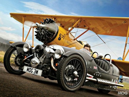 Morgan 3 Wheeler and Stearman Biplane morgan stearman biplano vintage car
