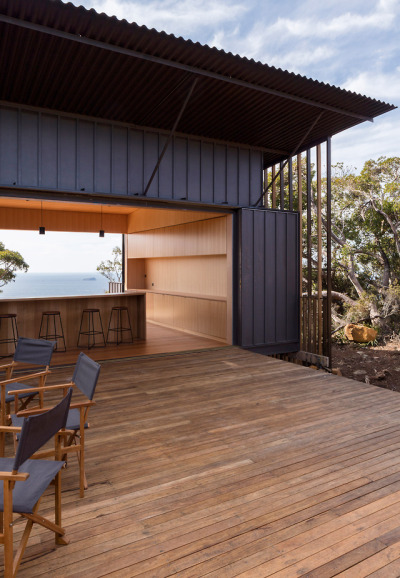 Three Capes Track Lodges / Andrew Burns Architectureph: