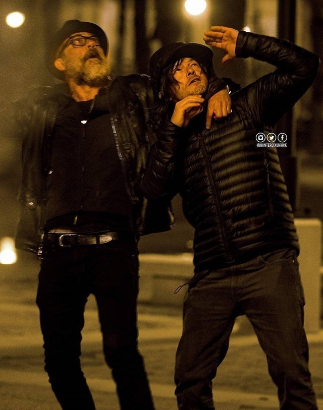 Norman Reedus And Jeffrey Dean Morgan S2e01 Ride 3271