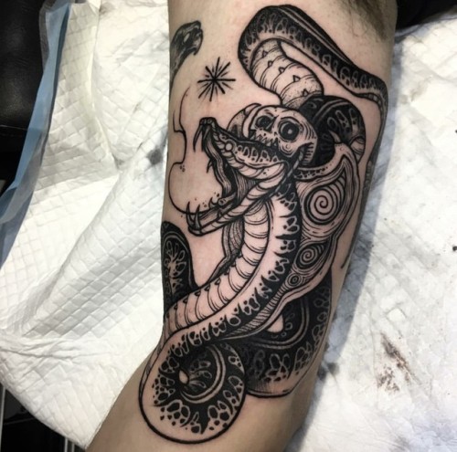 skull and snake tattoo | Tumblr