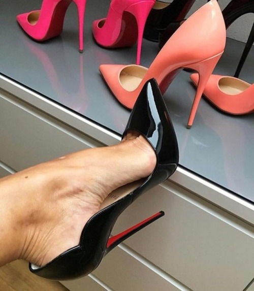 beautifulshoes:Beautiful Shoes TumblrMiss London Shoes