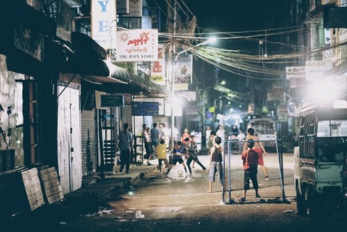 greatsofthegame:Street football around the worldWhere it all...